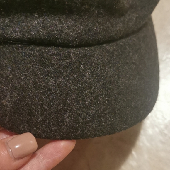 Wool blend  cap - Picture 3 of 3